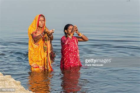 River Bathing Indian Women Photos And Premium High Res Pictures Getty Images