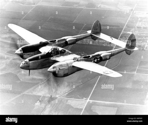 Wwii Lockheed P 38 Lightning 1940s Stock Photo Alamy