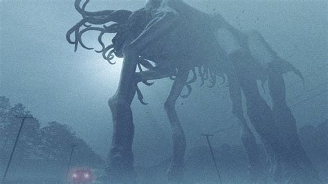 TOP 10 CREATURES From THE MIST - YouTube