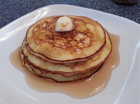 The recommendation of the low carb, high fat diet is that people eat full fat versions of dairy food in preference to low fat options. Sugar Free Like Me: Low Carb Flourless Ricotta Cheese Pancakes