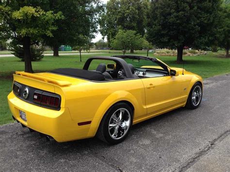 5th gen yellow 2005 Ford Mustang GT convertible For Sale ...