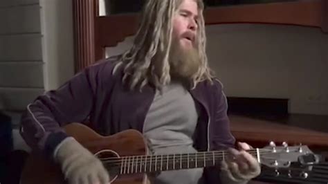 Watch Fat Thor Play Johnny Cashs Hurt In A Scene Cut From