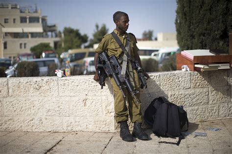 Israeli Ethiopian Soldiers Refuse To Serve After Police Chiefs Swipe At Community
