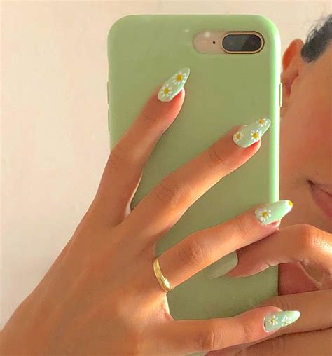 Flower Aesthetic Nails References Mdqahtani