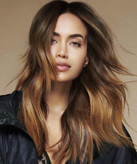 Funziona anche sui capelli mossi «sì, anche se i capelli e ricci e mossi prediligono tagli pieni, con il perimetro pari perché non intaccano la forma del questa tipologia di taglio va bene per qualunque tipo di capello. Haarschnitte durchschnittliche skaliert 2020