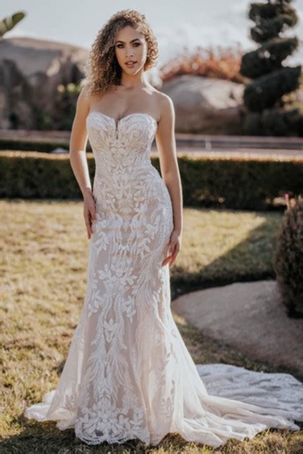 strapless lace fit and flare wedding dress kleinfeld bridal