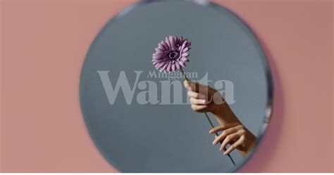 Translation of salah orang in english. Untitled design - 2020-07-07T184007.808 - Mingguan Wanita