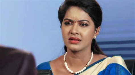 Geethanjali Watch Episode 5 A Surprise Awaits Priya On Disney Hotstar