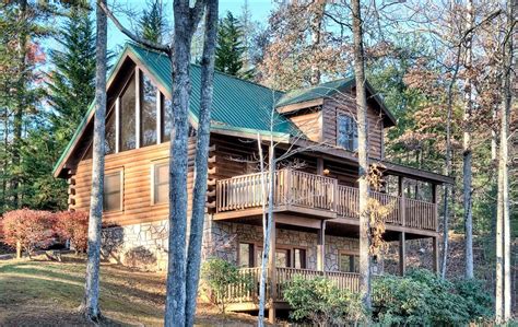 Black Bear Falls Cabin In Gatlinburg Tn 3 Bedrooms Looking Out At The