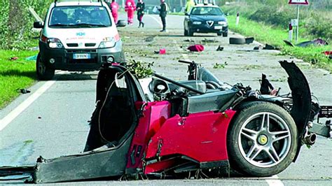 Unhaggle 10 Deadliest Car Crashes Ever