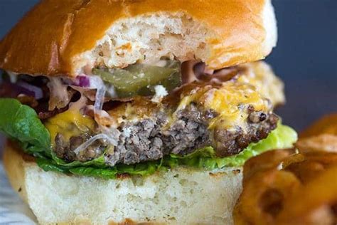 Of course, with burgers there's no need to go from stovetop to oven. Cast Iron Skillet Cheeseburgers | Brown Eyed Baker