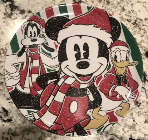 Disney Mickey Mouse Goofy Donald Duck Christmas Plate Zak Designs