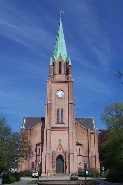 Let the cobbled streets lead you back in time and into the charming old town of fredrikstad. Fredrikstad Cathedral - Wikipedia