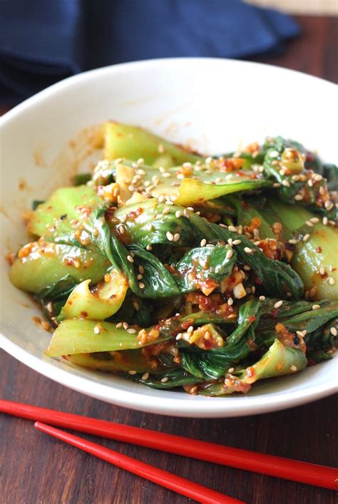 Herkese merhaba bugun sizlerin en cok merak ettigi tarif olan kore biber salcası gochujang ile geldim. Bok Choy Muchim (Korean Bok Choy Salad) | Season with Spice