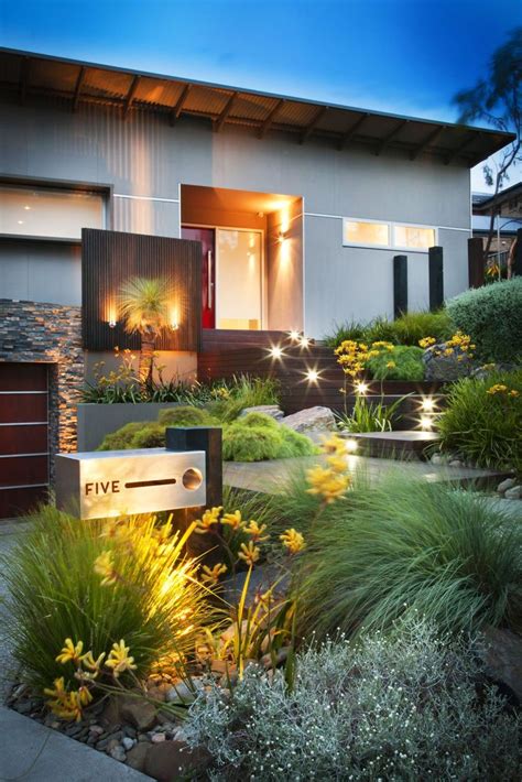 Contemporary garden design is a style that a lot of people choose when they are creating their garden. 50 Modern Front Yard Designs and Ideas — RenoGuide ...