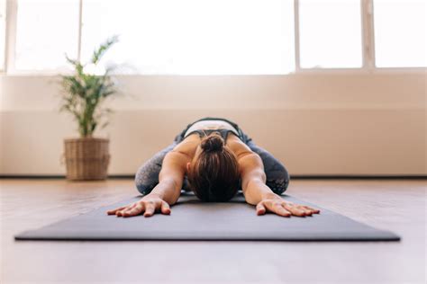 Yoga 12 Positions Faciles à Faire Chez Vous