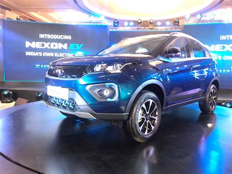 The nexon ev has a boot space of 350 litres. Tata Nexon EV Unveil Live: Tata Nexon Electric Vehicle ...