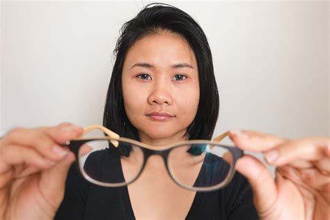 does wearing glasses improve eyesight permanently margiefaruolo