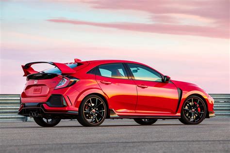 2019 Honda Civic Hatchback And Type R Receive Minor Price Bump Carbuzz