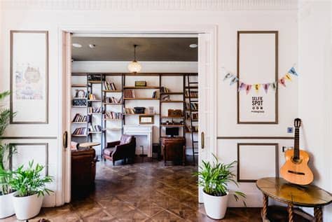 Find out more about the casa gracia barcelona hostel in barcelona and superb hotel deals from lastminute.com. Casa Gracia, un nuevo concepto de alojamiento en Barcelona
