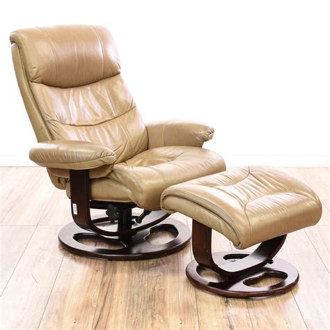 Quality leather chairs shipped direct to you. This "Lane" recliner and ottoman are upholstered in a ...