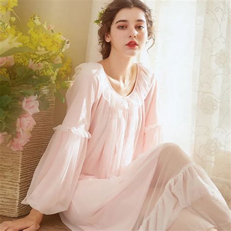 Beautiful Princess Nightgown Lace Night Dress Women Sleepwear Vintage Court Style Long Sleeve