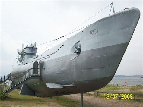 Check spelling or type a new query. Bild "U-Boot in Laboe" zu Marine-Ehrenmal Laboe in Laboe
