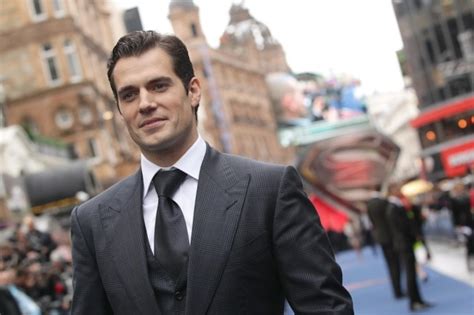 man of steel star henry cavill i don t wear superman suit in bedroom for sex with gina carano