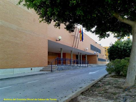 Simple Science: How to Make a Volcano with Kids