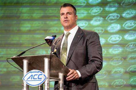 What Mario Cristobal Expects For The Second Week Of Training Camp