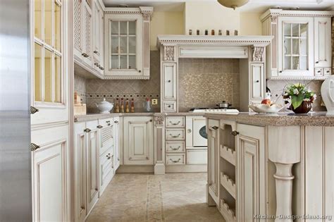 If you don't know what glaze is, here is the example of it. Antique Kitchens - Pictures and Design Ideas