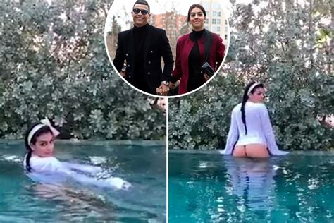 Cristiano Ronaldos Sexy Girlfriend Georgina Rodriguez Shows Off Bum With Bizarre Slow Mo Pool