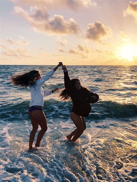 cute beach pictures cute friend pictures beach pictures friends cute friend poses friend