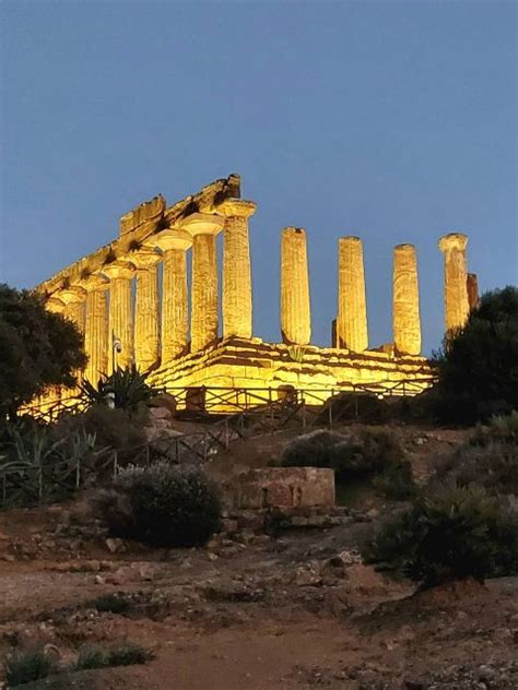 Agrigento Skip The Line Valley Of The Temples Night Tour Getyourguide
