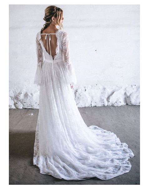 Tutuvivi A Line Long Sleeve Lace Bohemian Wedding Gowns Lace Boho