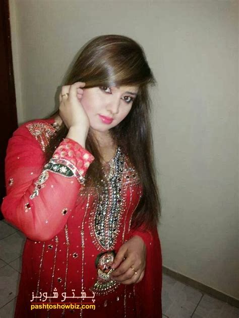 Nadia Gul Beautiful Photos New Pictures Gallery Hd Wallpapers Pashto Actress Nadia Gul Latest