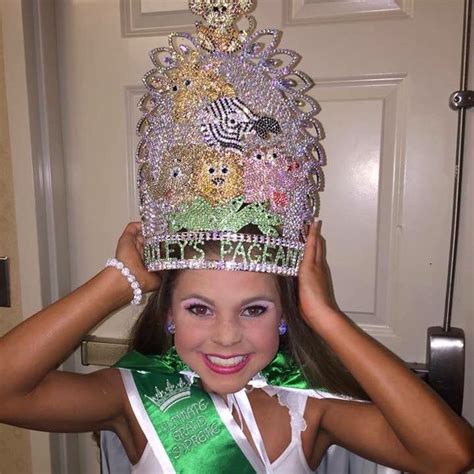Pin By Kristina Marie Dodson On Tandt Glitz Pics Pageant Crowns Glitz Pageant Pagent Dresses