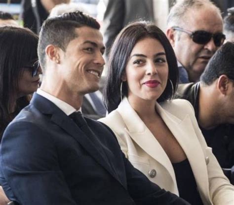 He has however recently had. Cristiano Ronaldo Got Secretly Married To Girlfriend ...