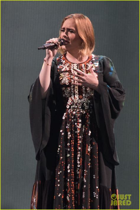 Adele Celebrates Pride At Glastonbury Festival 2016 Photo 3692227 Adele Photos Just Jared