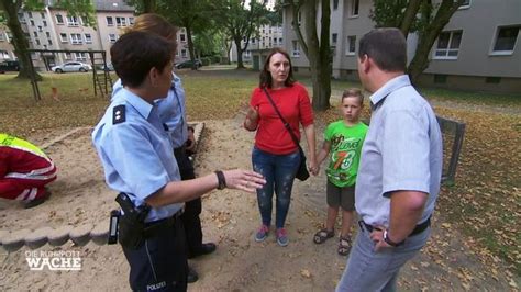 Die Ruhrpottwache Video Drama Auf Dem Spielplatz Sat 1