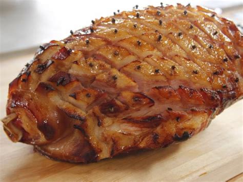 I just love watching ree drummond's show and trying out her recipes on food network and then i wonder how many points. Glazed Baked Ham Recipe | Ree Drummond | Food Network