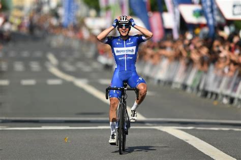 Instead, everyone wanted to talk to remco evenepoel. Remco Evenepoel se va întoarce în Belgia | Ciclism.ro
