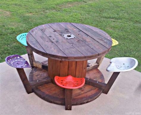 70 Diy Upcycled Spool Project Ideas For Outdoor Furniture Decorisart