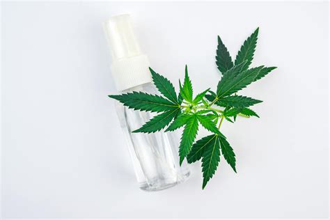what is thc spray 4 benefits of using weed sprays cannabismo
