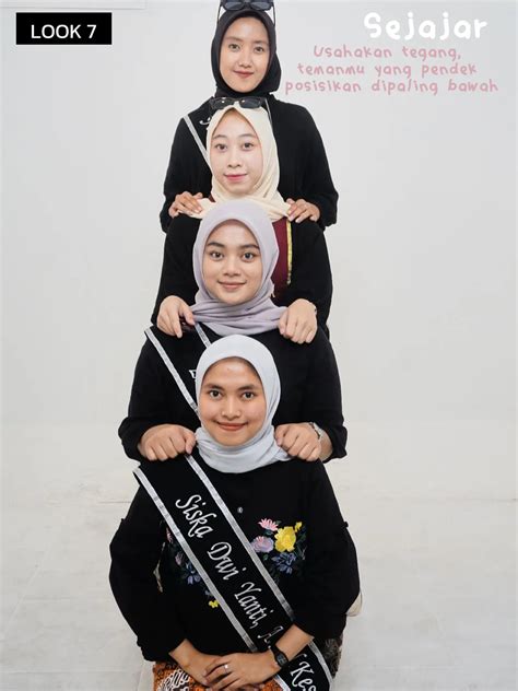 Ide pose foto studio bareng bestie berempat😍 | แกลเลอรีที่โพสต์โดย