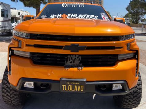 2019 Chevrolet Silverado 1500 With 24x14 76 Force Off Road F32 And 35