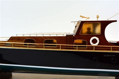 Aphrodite Commuter Yacht Savyboat