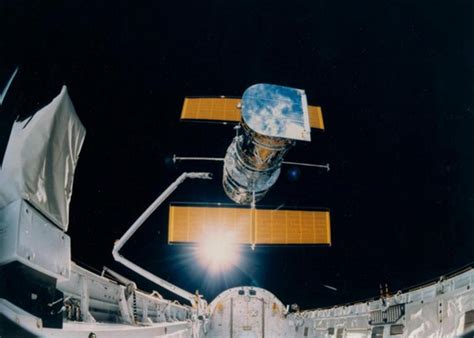 Top 5 Discoveries From The Hubble Space Telescope Cbs News