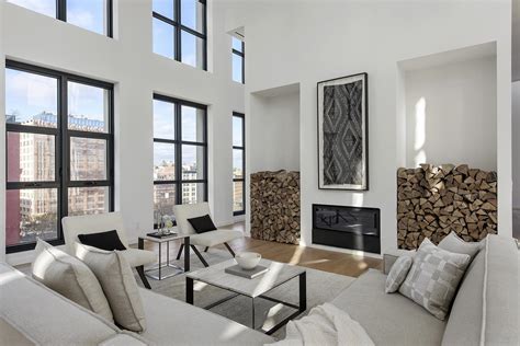 Live Like A Movie Star In This Minimalist Penthouse Adorable Home