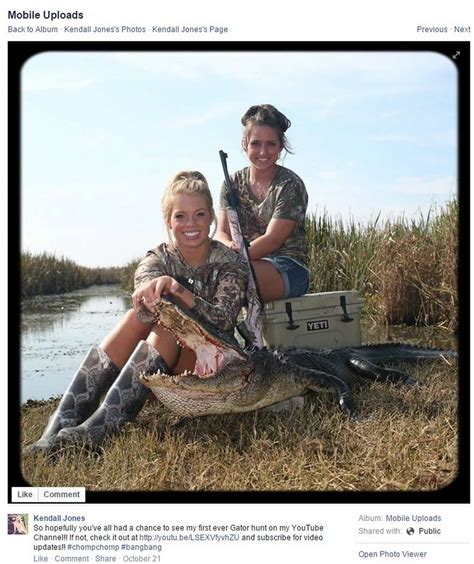 Controversial Texas Tech Cheerleader Huntress Draws Online Outrage